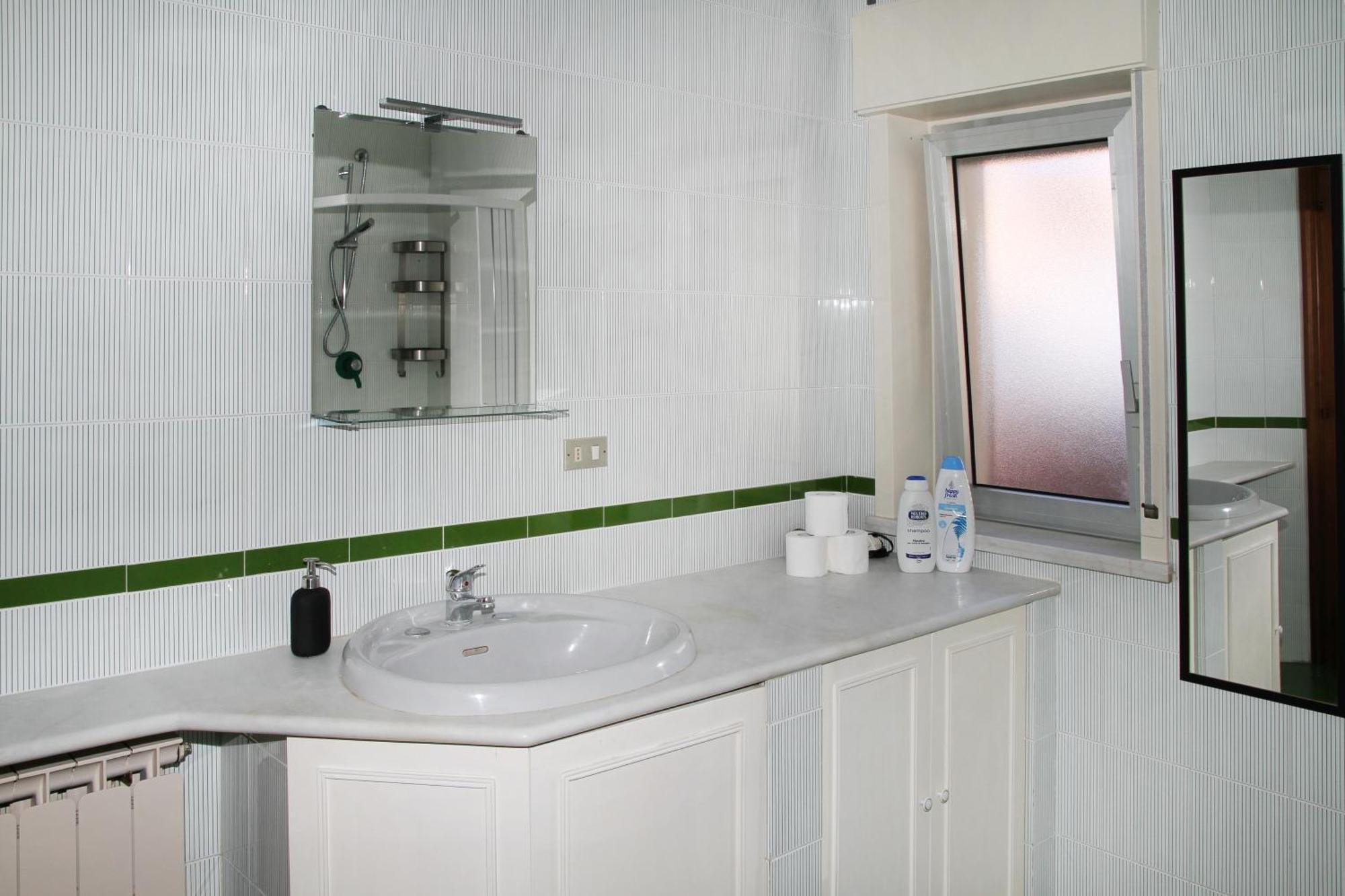 Attico Vista Mare Con Terrazza E Spa Riscaldata سانتو ستيفانو دي كاماسترا المظهر الخارجي الصورة